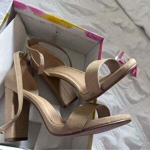 Classic Nude Heels Size 8.5